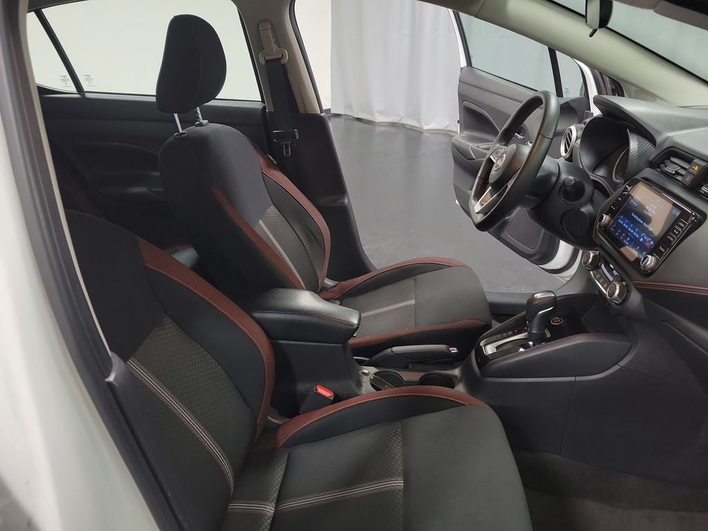 2024 Nissan Versa 1.6 SR