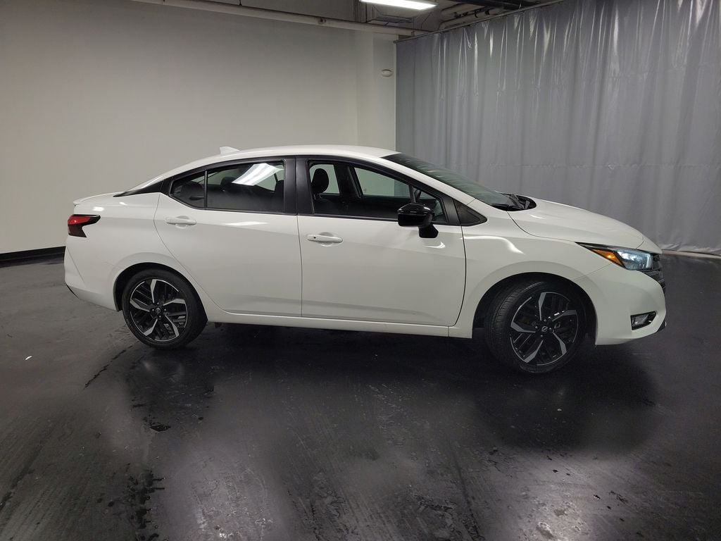 2024 Nissan Versa 1.6 SR