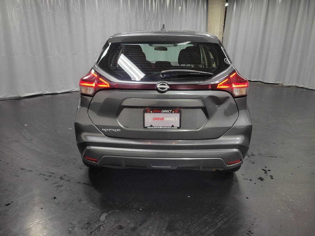 2022 Nissan Kicks S