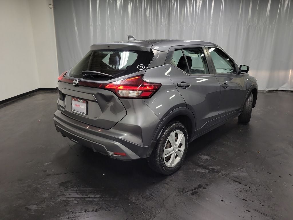 2022 Nissan Kicks S