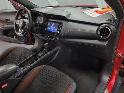2022 Nissan Kicks SR