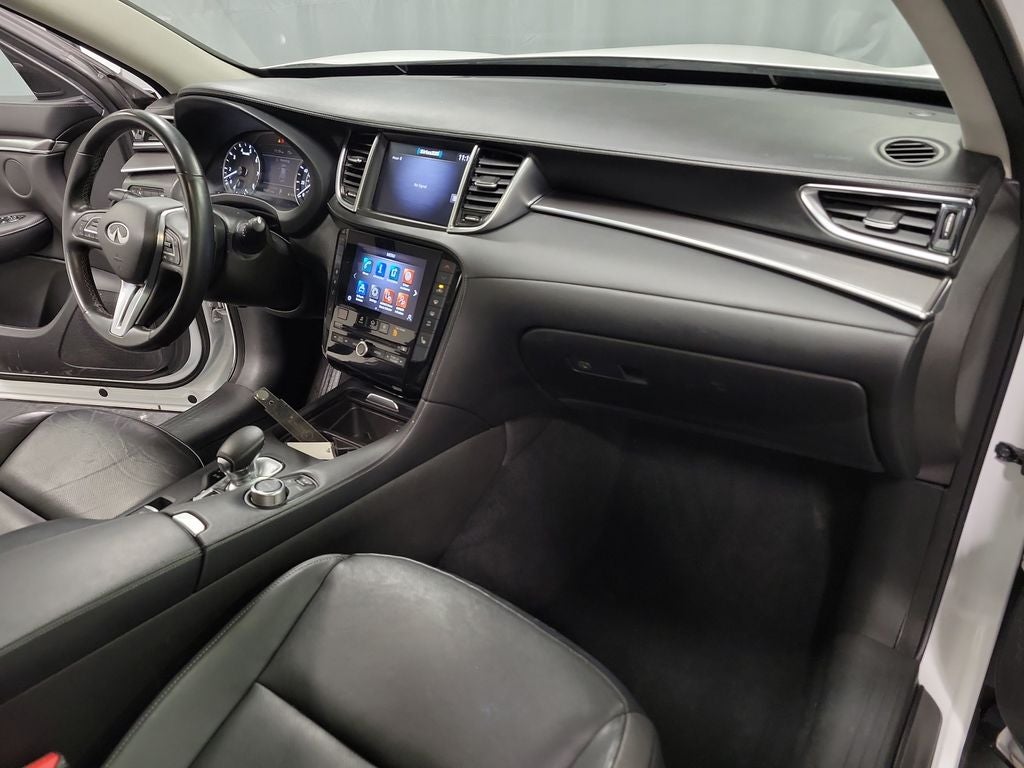 2022 INFINITI QX50 LUXE