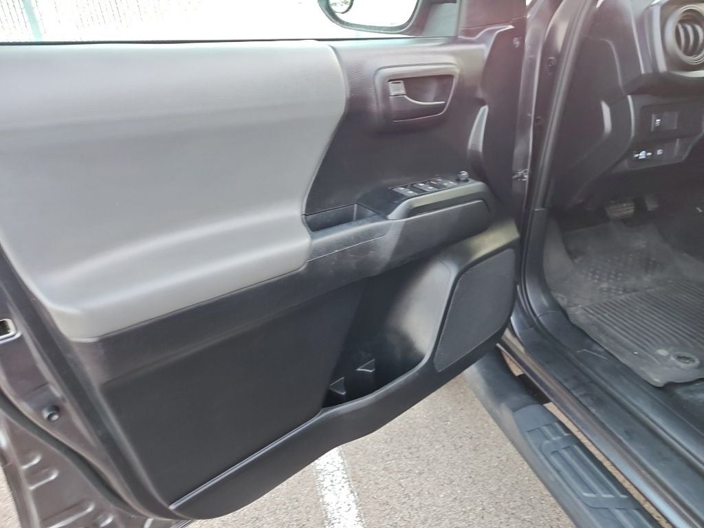 2021 Toyota Tacoma SR V6