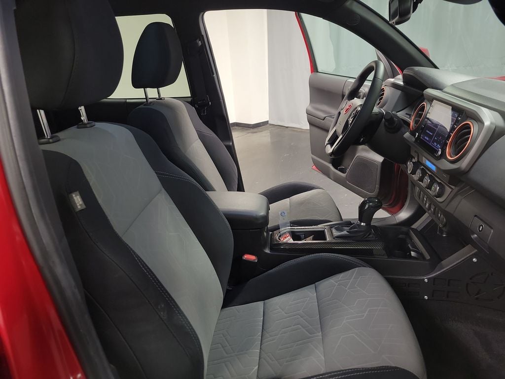 2022 Toyota Tacoma TRD Sport V6