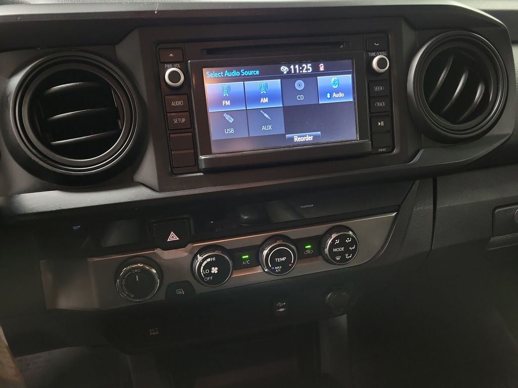 2017 Toyota Tacoma SR V6