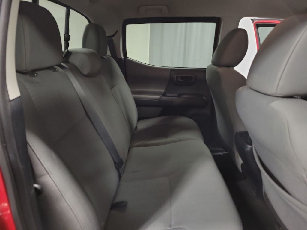 2017 Toyota Tacoma SR V6