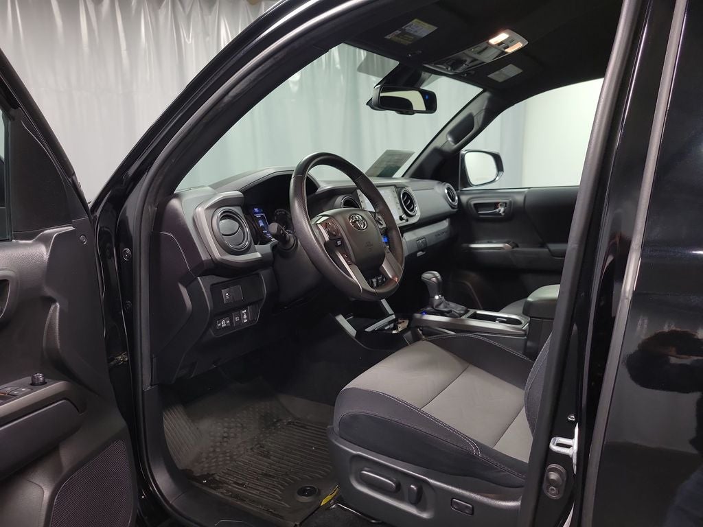 2022 Toyota Tacoma TRD Off-Road V6