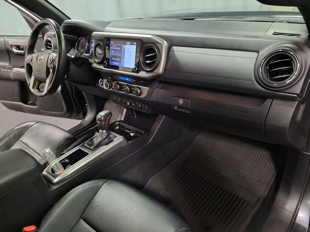 2023 Toyota Tacoma Limited V6