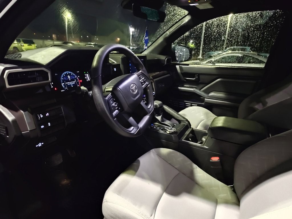 2025 Toyota Tacoma SR5