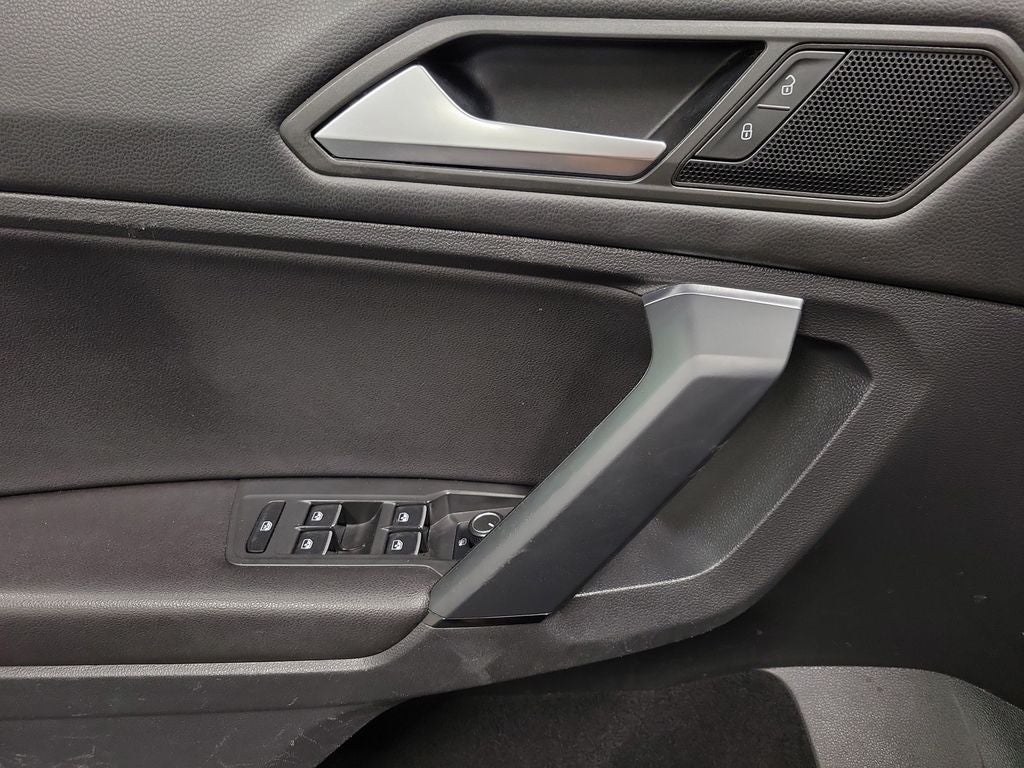 2019 Volkswagen Tiguan 2.0T SE