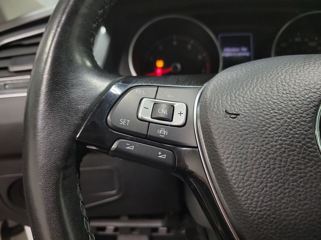 2019 Volkswagen Tiguan 2.0T SE