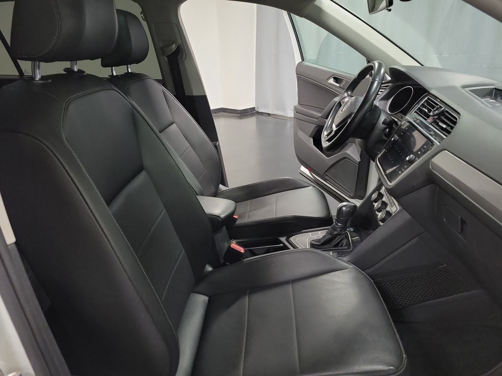 2019 Volkswagen Tiguan 2.0T SE