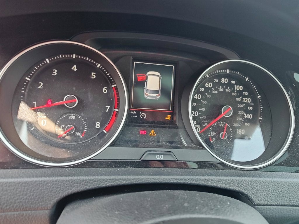 2018 Volkswagen Golf GTI 2.0T SE