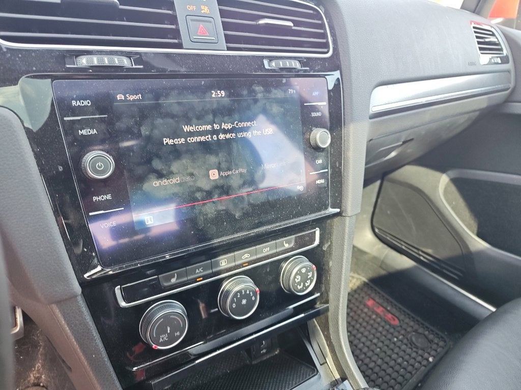 2018 Volkswagen Golf GTI 2.0T SE