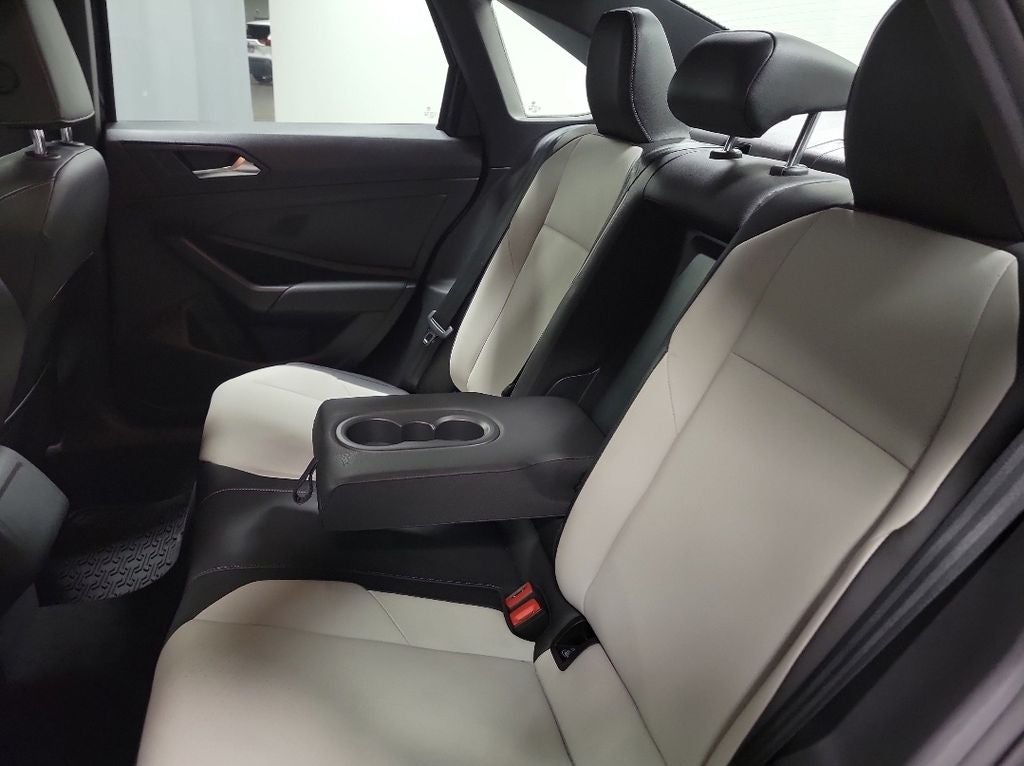 2021 Volkswagen Jetta R-Line