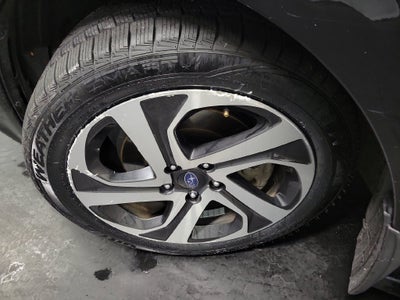 2022 Subaru Legacy Touring XT