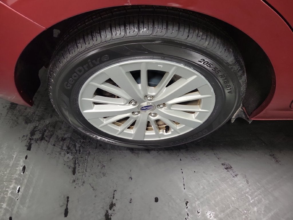 2018 Subaru Impreza 2.0i Premium