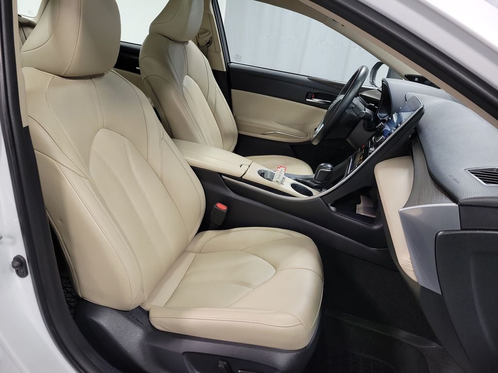 2020 Toyota Avalon Hybrid XLE Plus