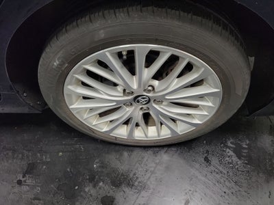 2019 Toyota Camry XLE