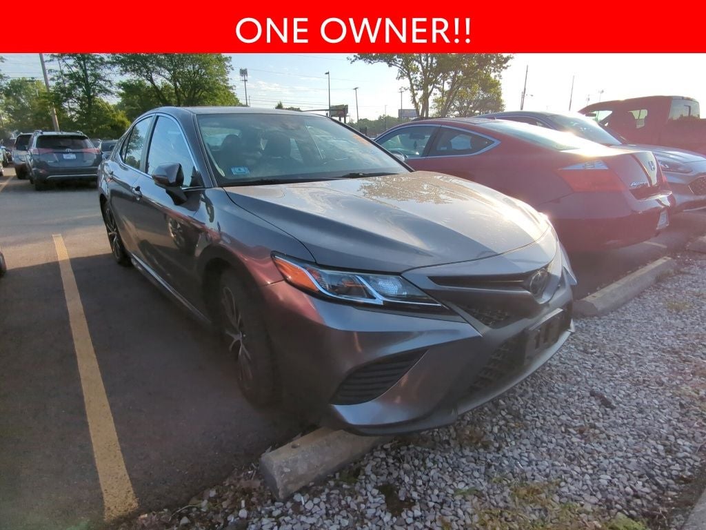 2019 Toyota Camry SE