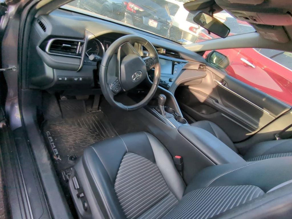 2019 Toyota Camry SE