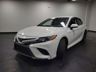2019 Toyota Camry SE