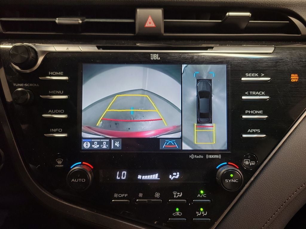 2018 Toyota Camry Hybrid XLE