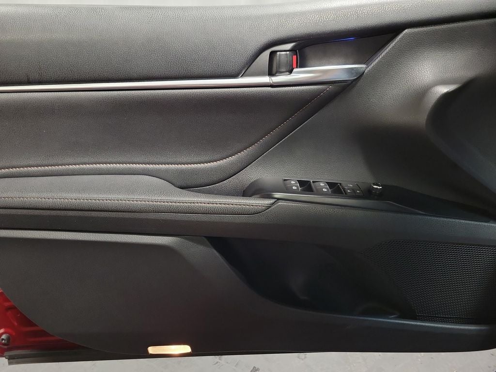 2018 Toyota Camry Hybrid XLE