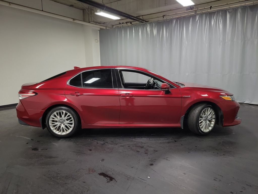2018 Toyota Camry Hybrid XLE