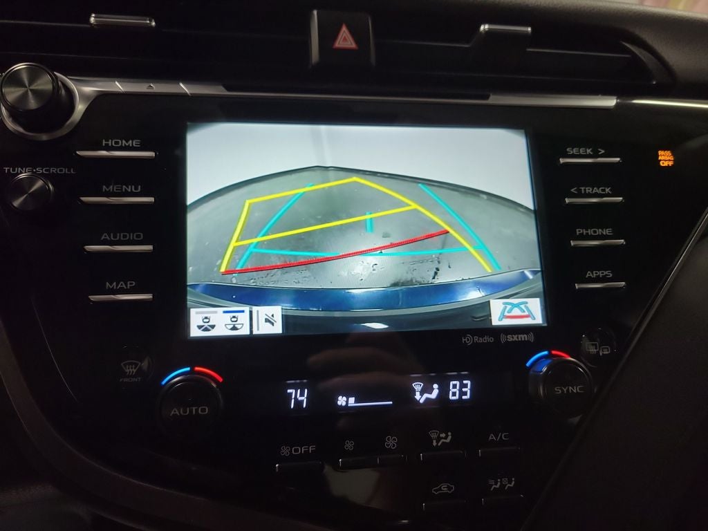 2019 Toyota Camry Hybrid XLE