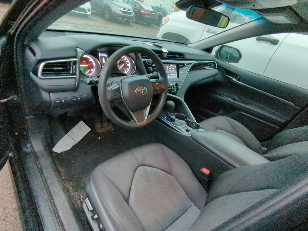 2018 Toyota Camry Hybrid LE