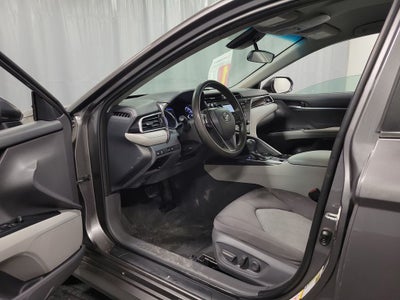 2018 Toyota Camry Hybrid LE