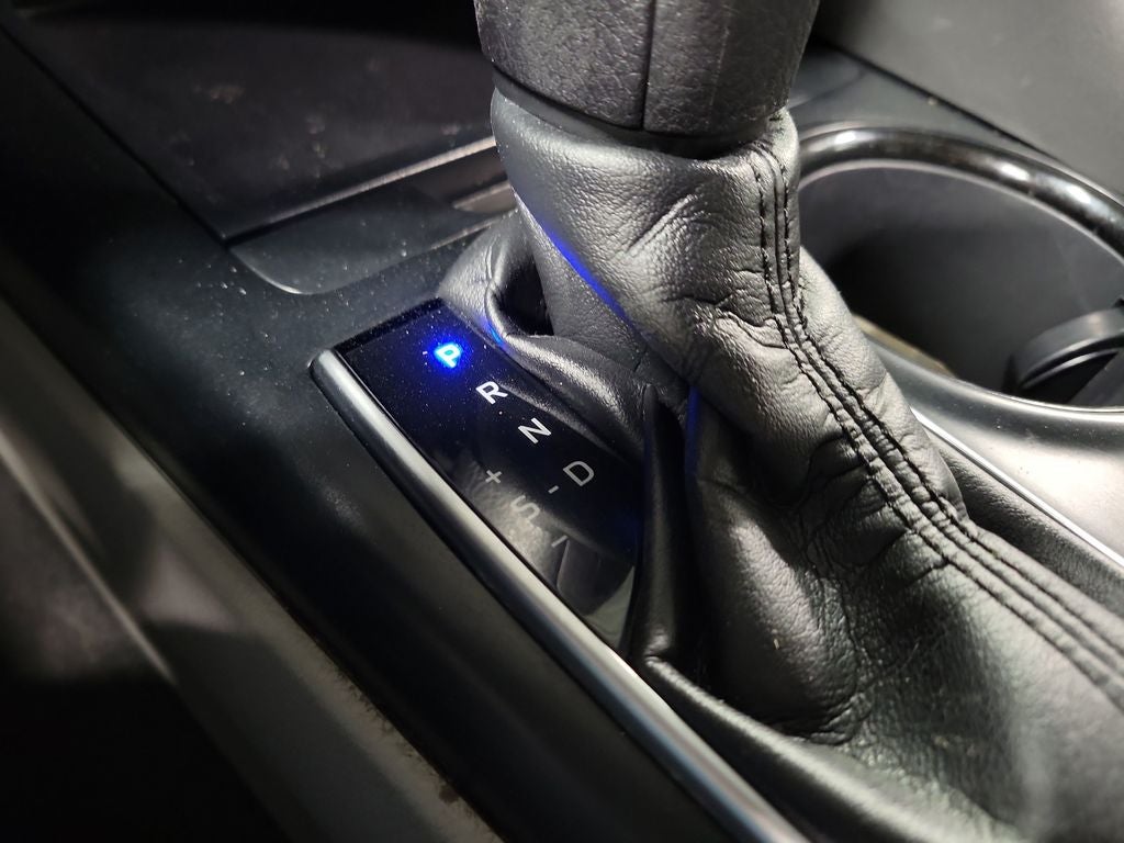 2018 Toyota Camry Hybrid LE
