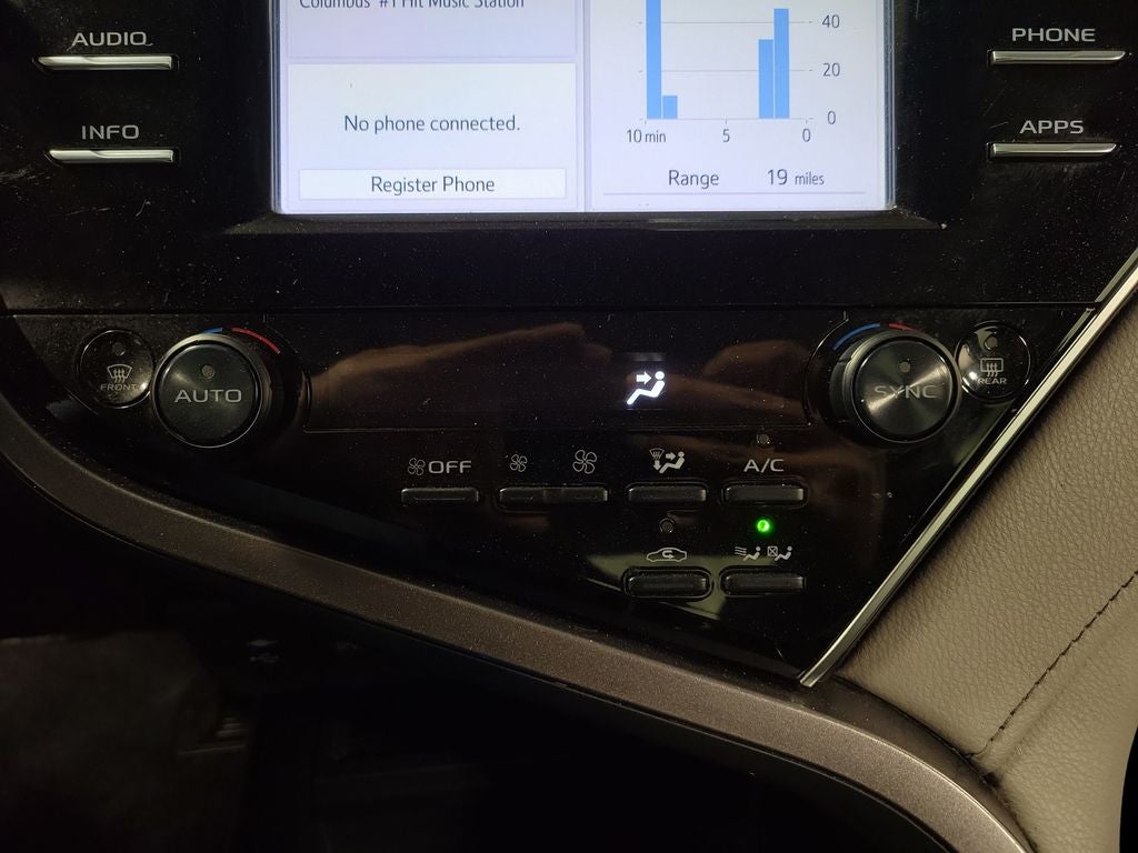 2018 Toyota Camry Hybrid LE