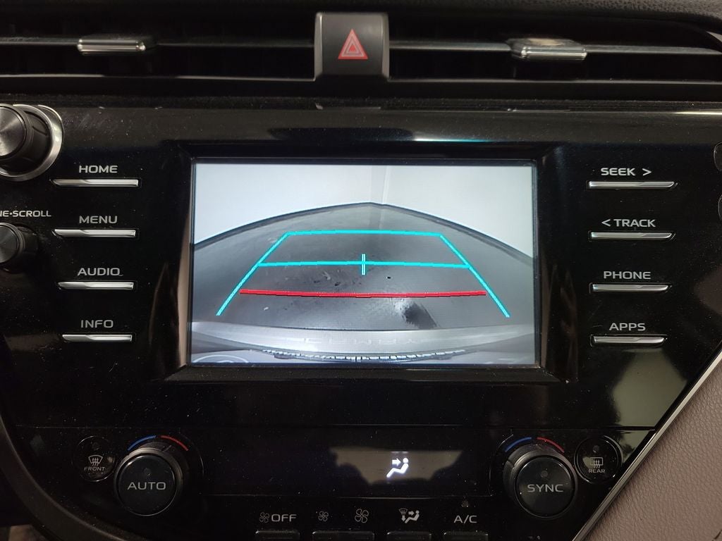 2018 Toyota Camry Hybrid LE