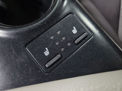2019 Toyota Camry Hybrid LE