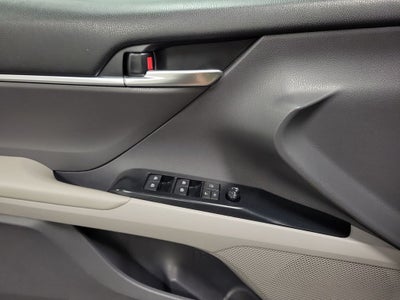 2019 Toyota Camry Hybrid LE