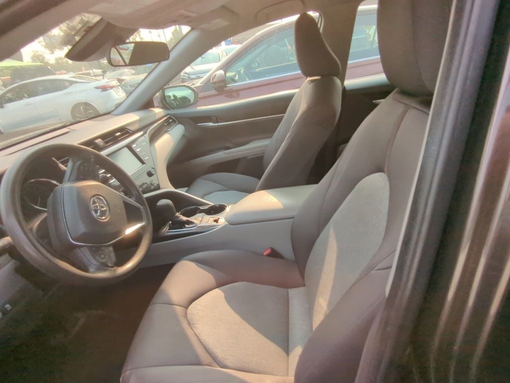 2019 Toyota Camry Hybrid LE