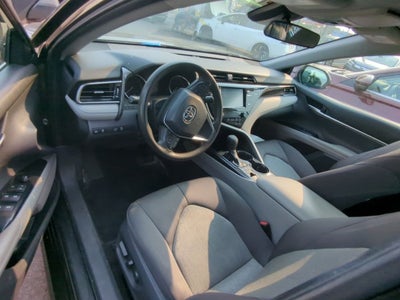 2019 Toyota Camry Hybrid LE