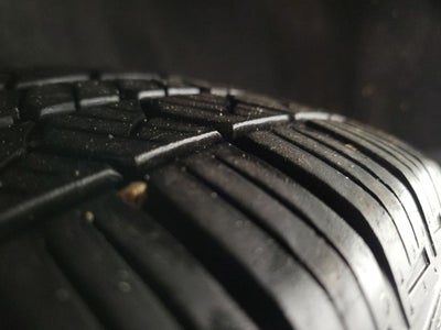 2018 Toyota Camry Hybrid LE