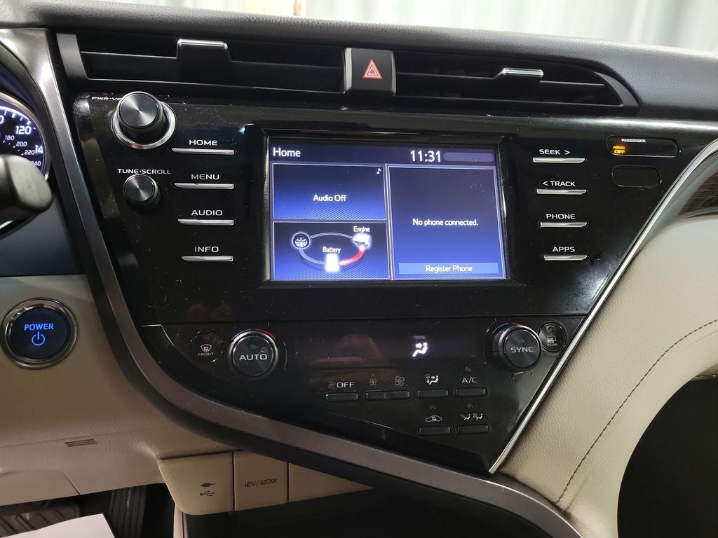 2018 Toyota Camry Hybrid LE