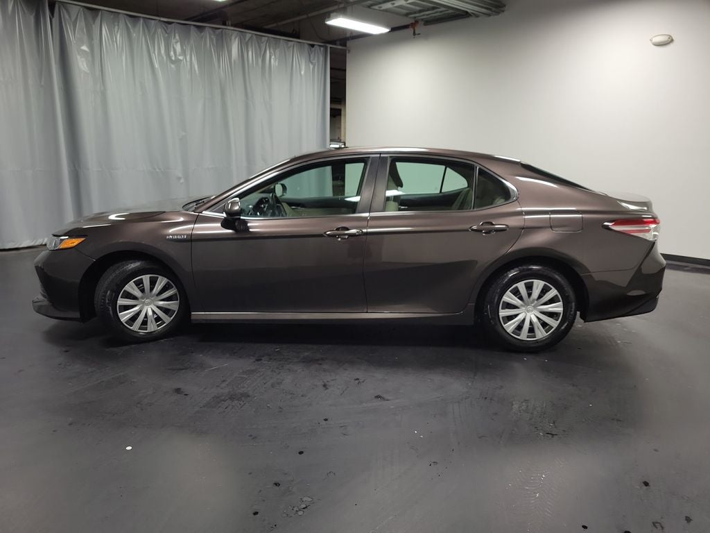 2018 Toyota Camry Hybrid LE