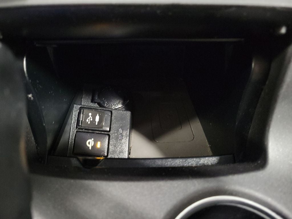 2015 Toyota Camry Hybrid SE