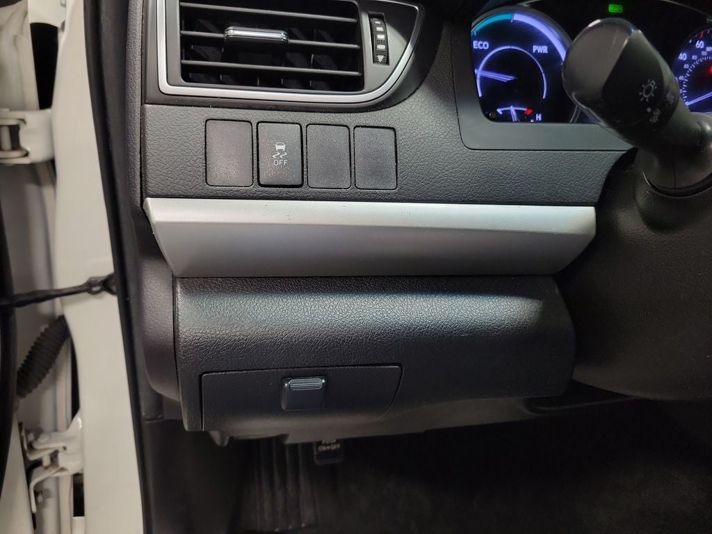 2015 Toyota Camry Hybrid SE