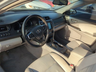 2017 Toyota Camry Hybrid XLE