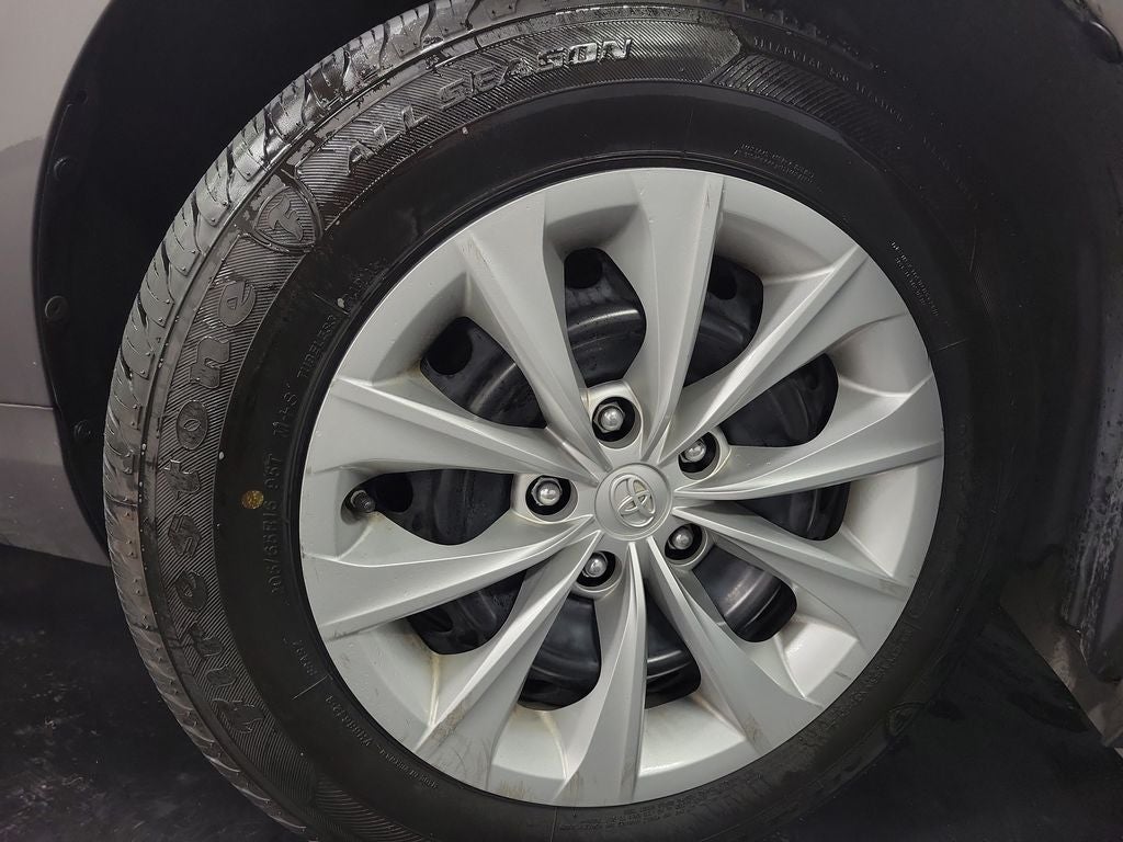 2017 Toyota Camry Hybrid LE