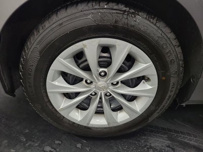 2017 Toyota Camry Hybrid LE