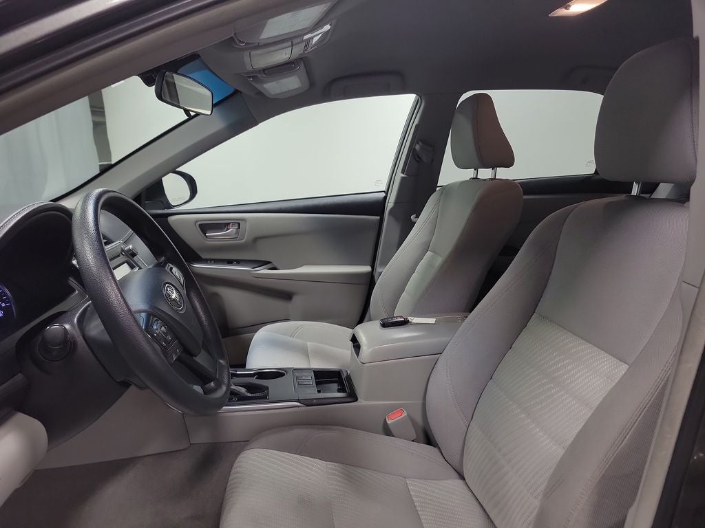 2017 Toyota Camry Hybrid LE