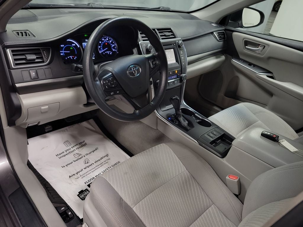 2017 Toyota Camry Hybrid LE