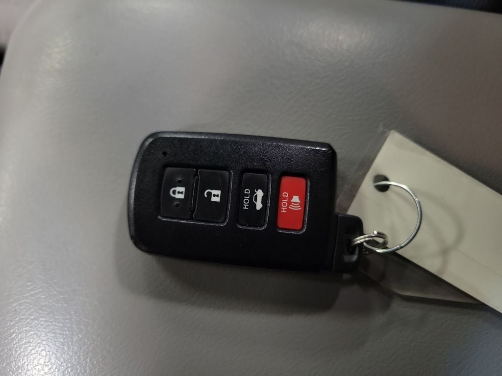 2017 Toyota Camry Hybrid LE